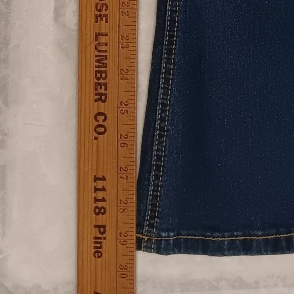 Bloomchic Womens Plus Size 28 Dark Wash Flare Leg Stretch Denim Jeans High Rise - Picture 5 of 15